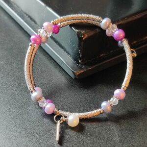 Memory wire freshwater pearl bracelet